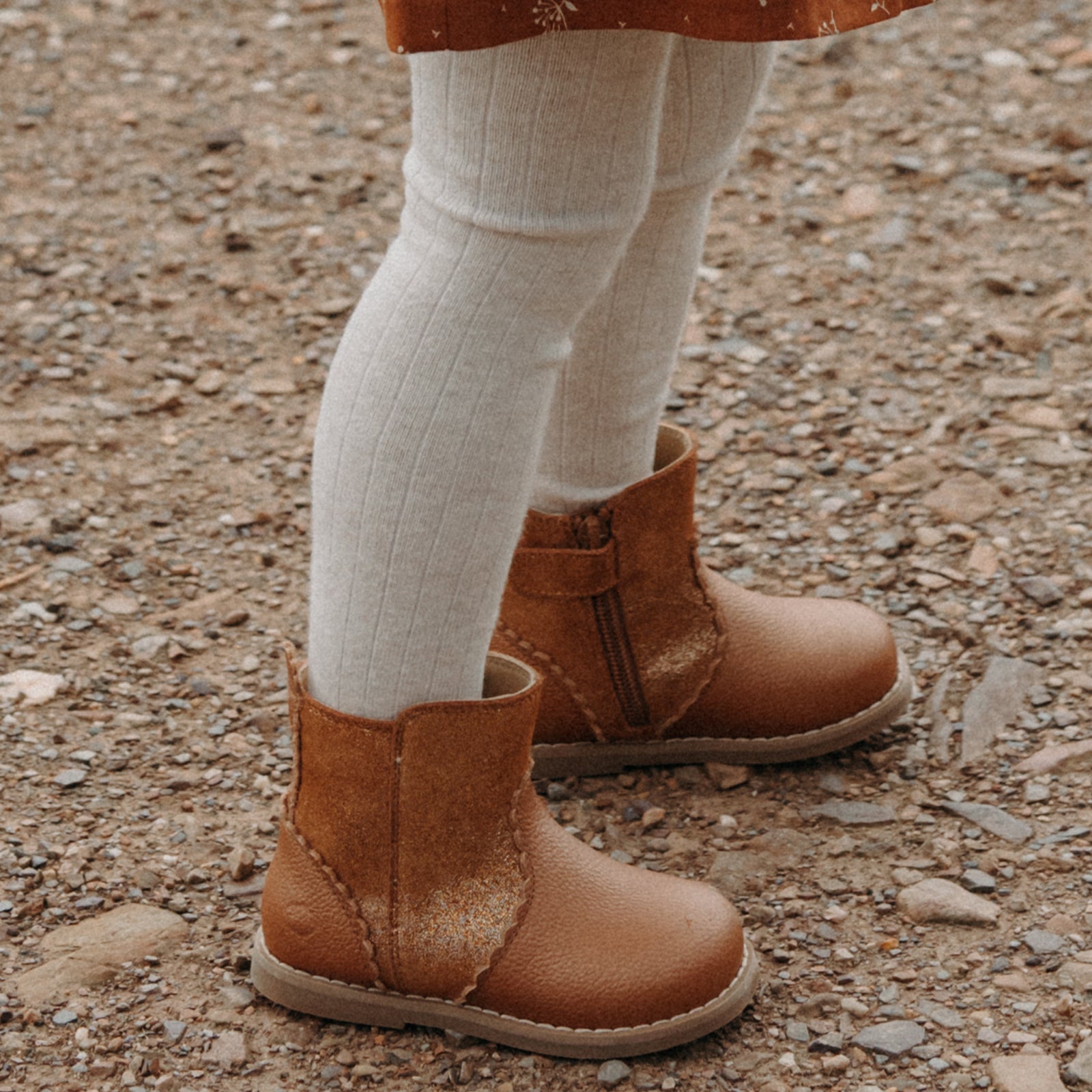Elsa - Golden Brown - Woolly Kids - detail