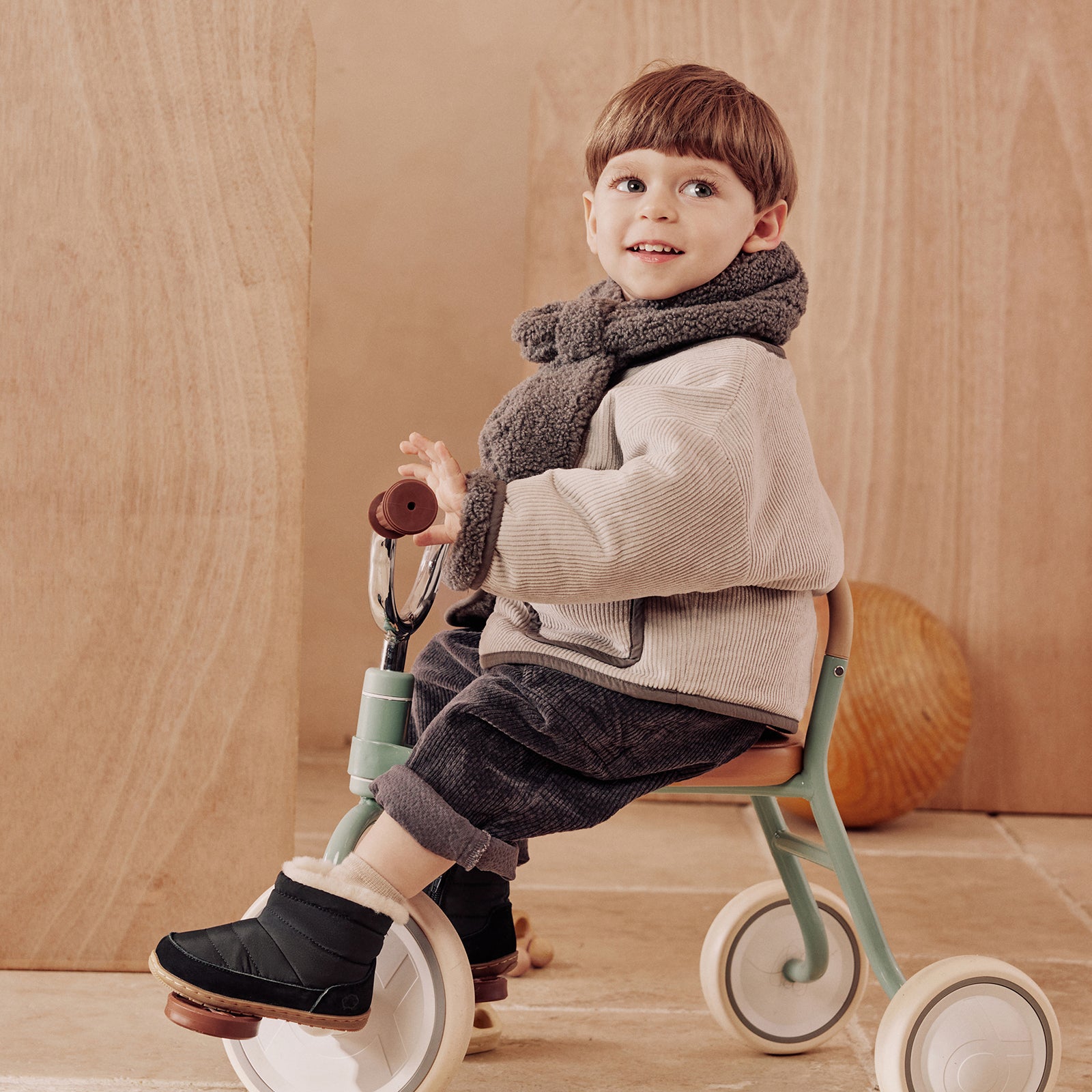 Mini Baguette - Obsidian Black