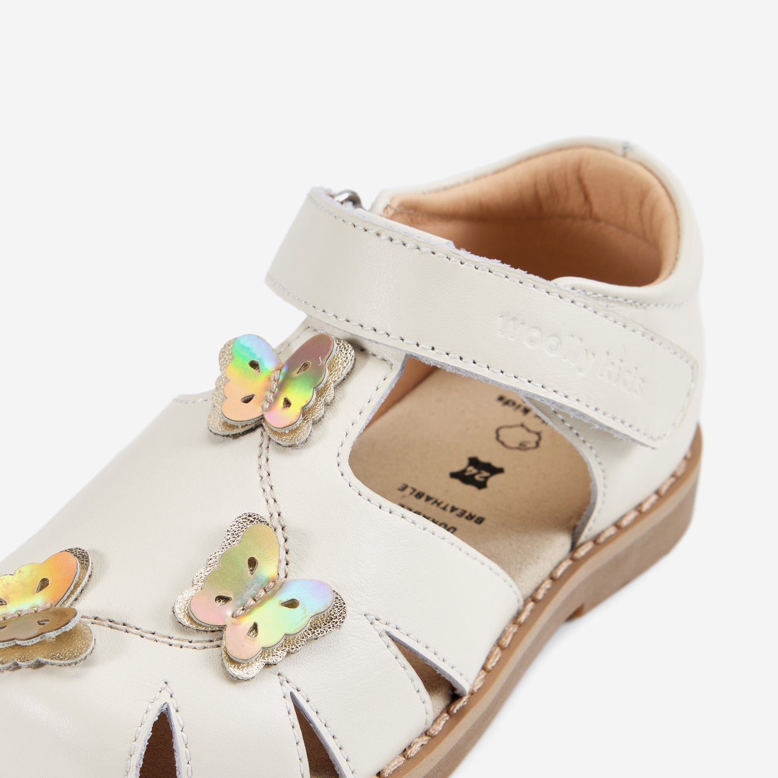 Aero - Pearl White - Woolly Kids - detail view