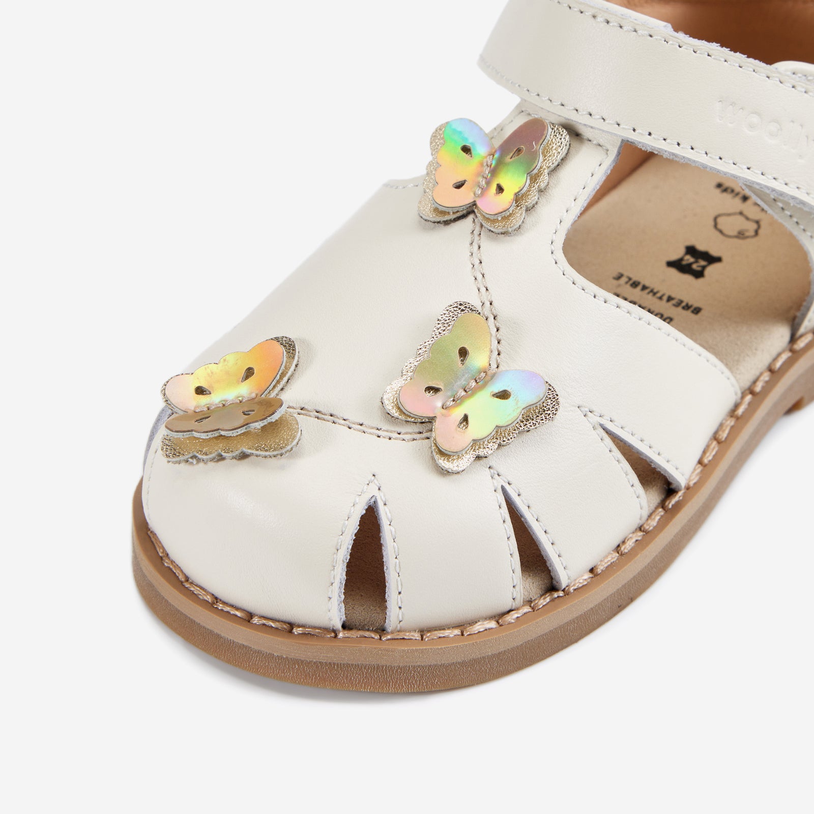 Aero - Pearl White - Woolly Kids - detail view