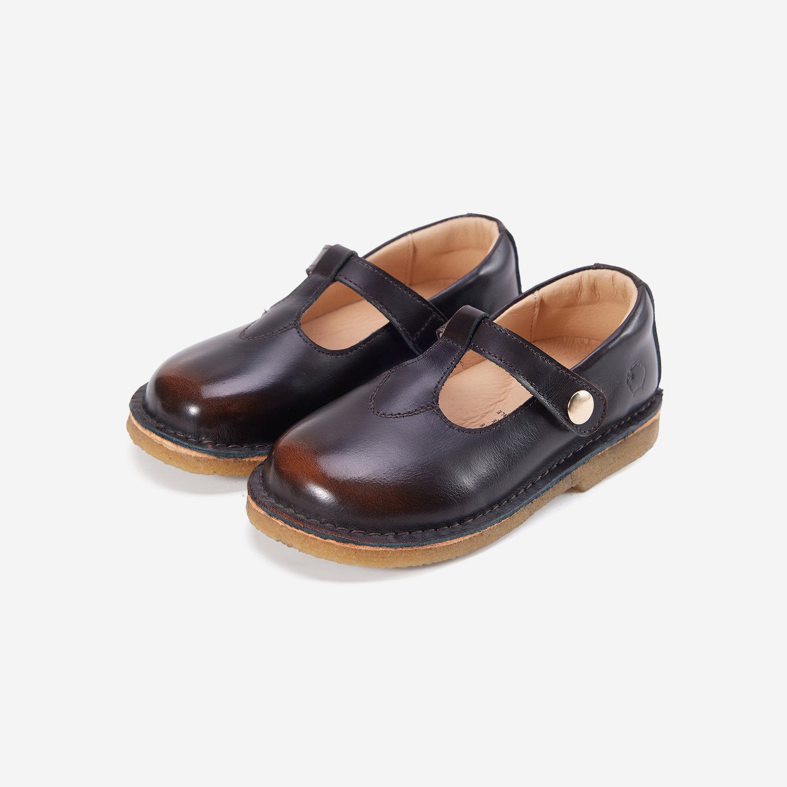 Eleanor Cinnamon Brown - Front View
