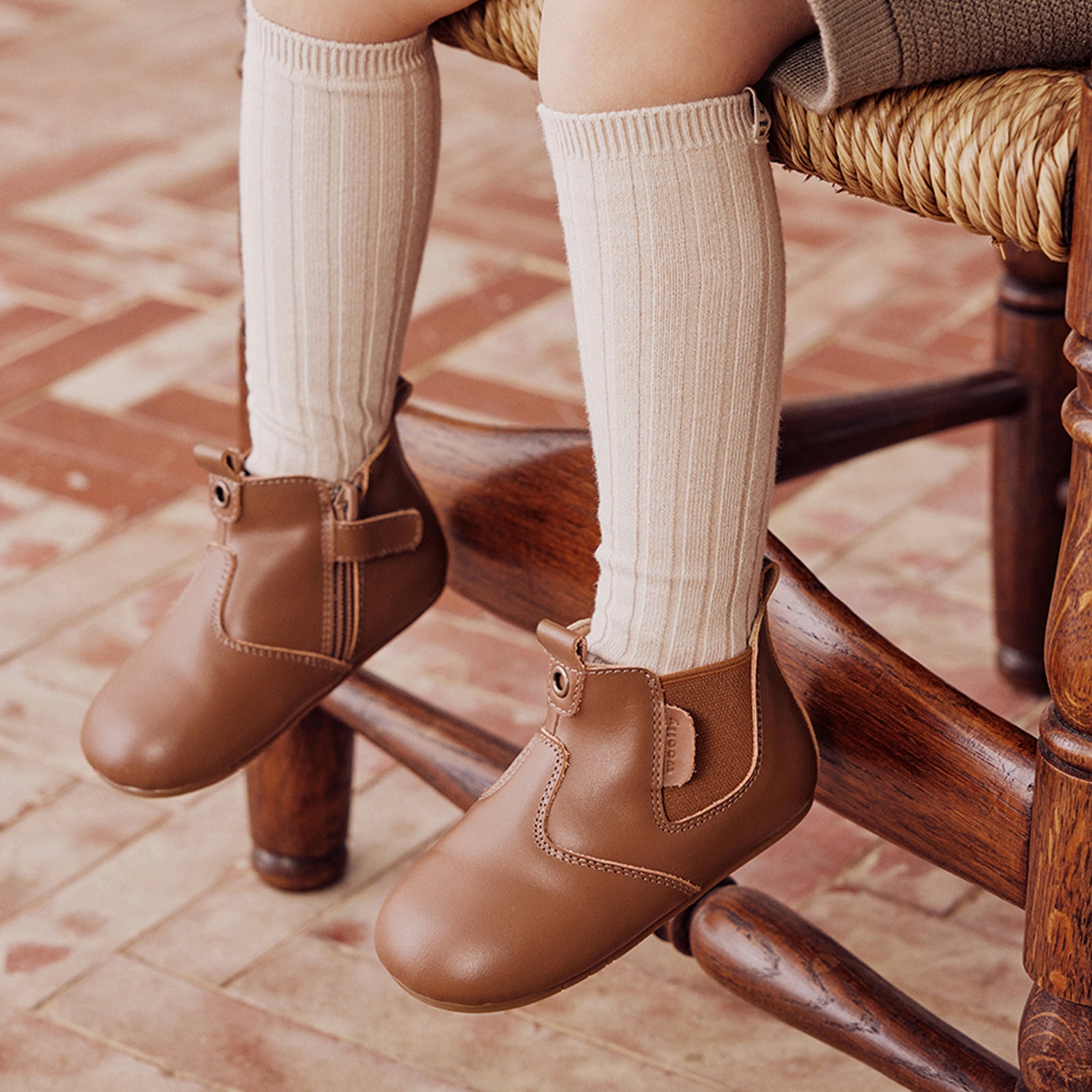 Mini Classic Martin Boots - Chestnut Brown