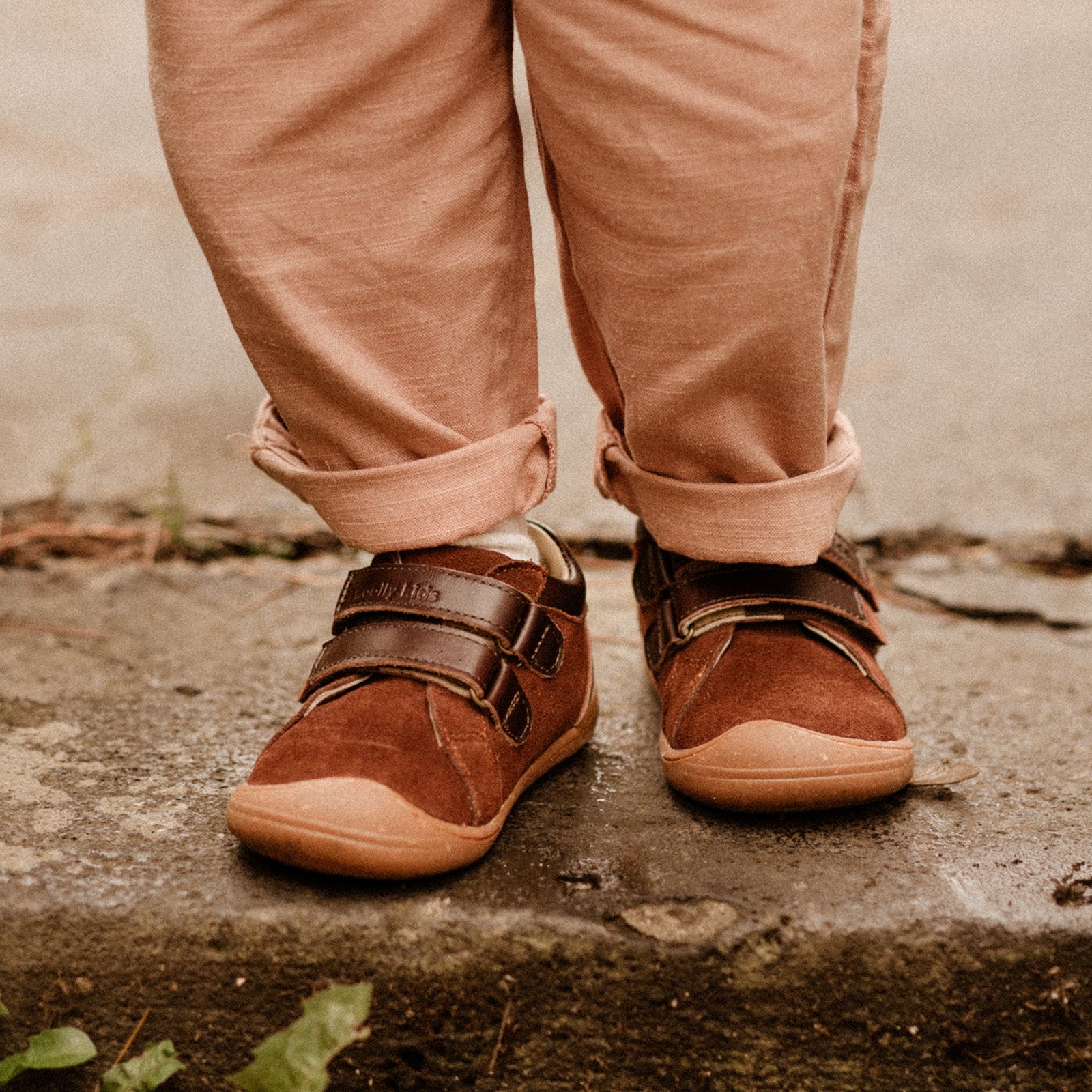 Rusty - Reddish Brown