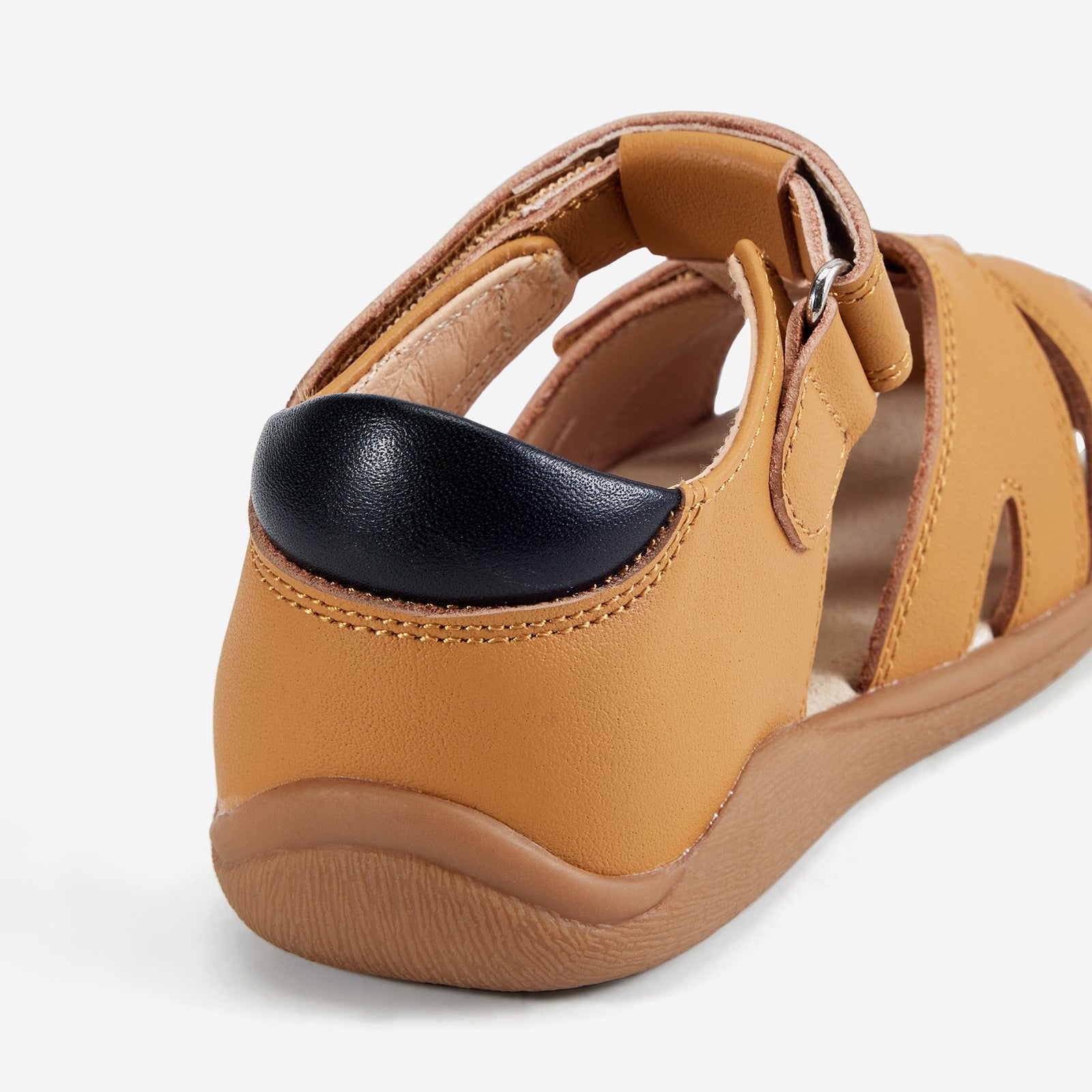 Tavi - Latte Brown