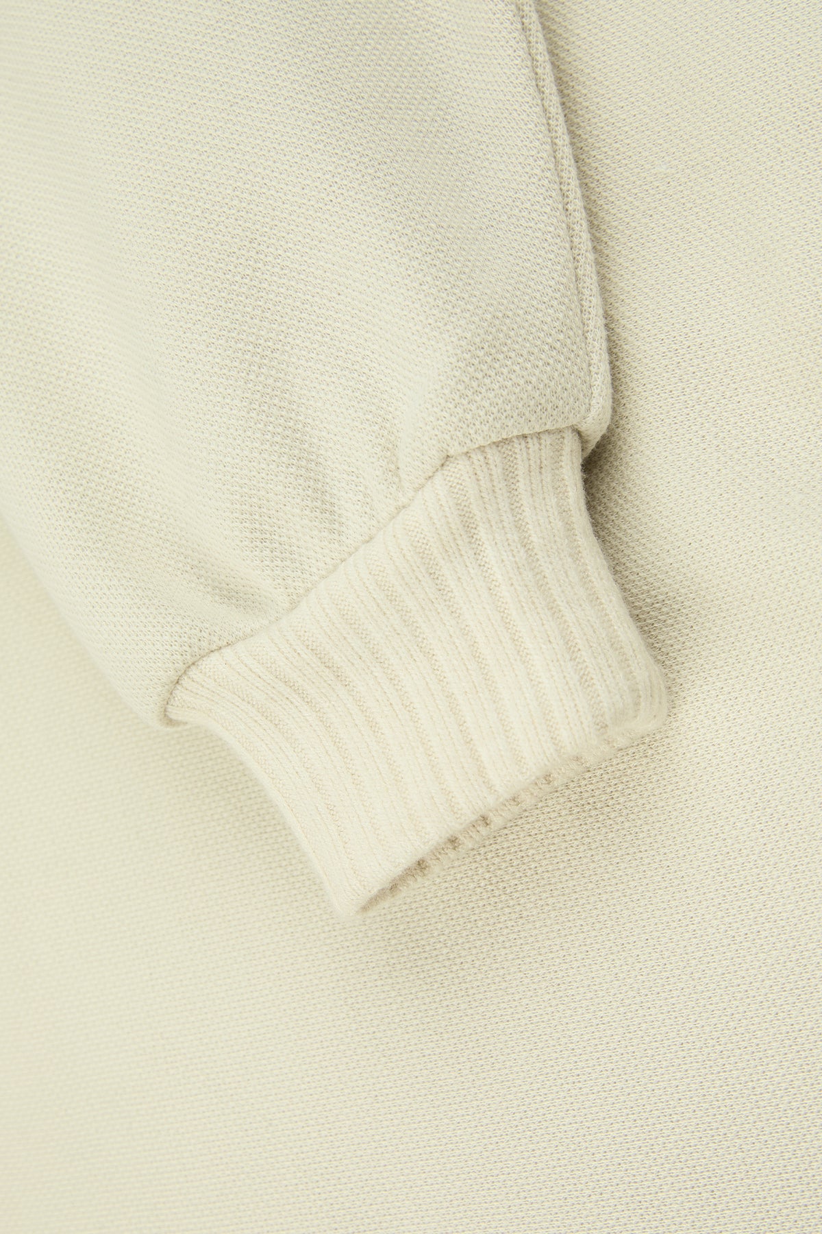 Magic Pocket Sweatshirt - Cream