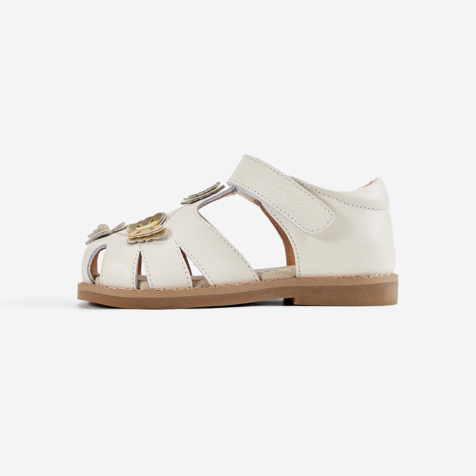 Aero - Pearl White - Woolly Kids - lifestyle photo