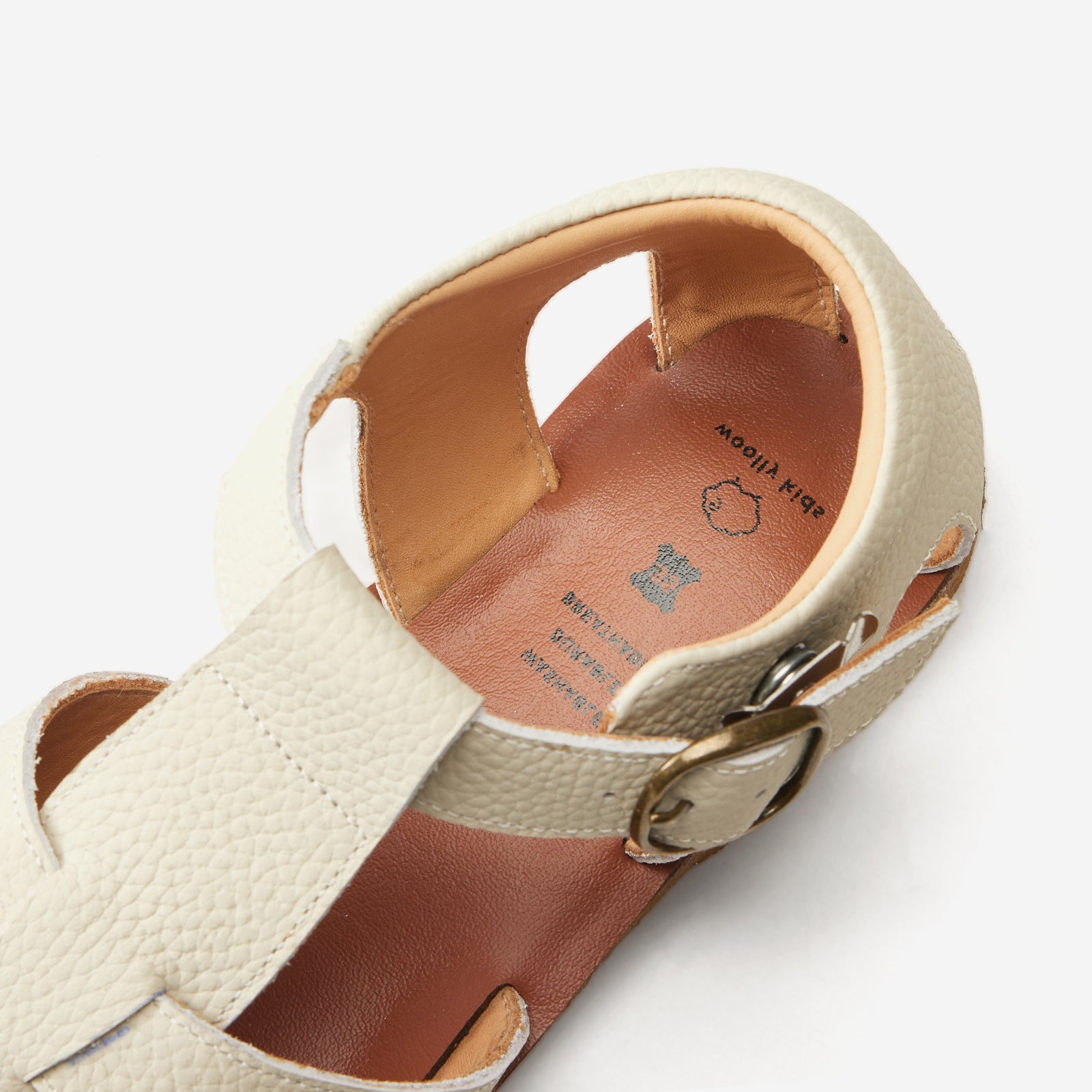Arlo - Cream White - Woolly Kids - lifestyle photo