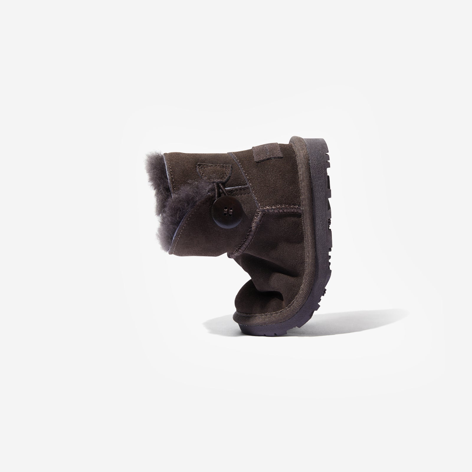 Button Classic Kids - Coffee Brown - Woolly Kids - detail view