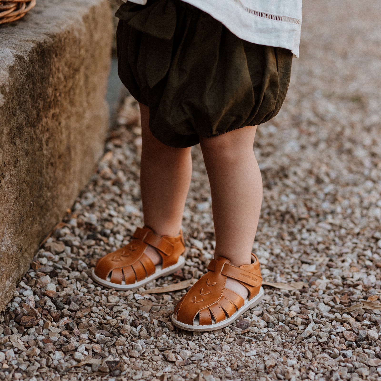 Calla - Chestnut Brown