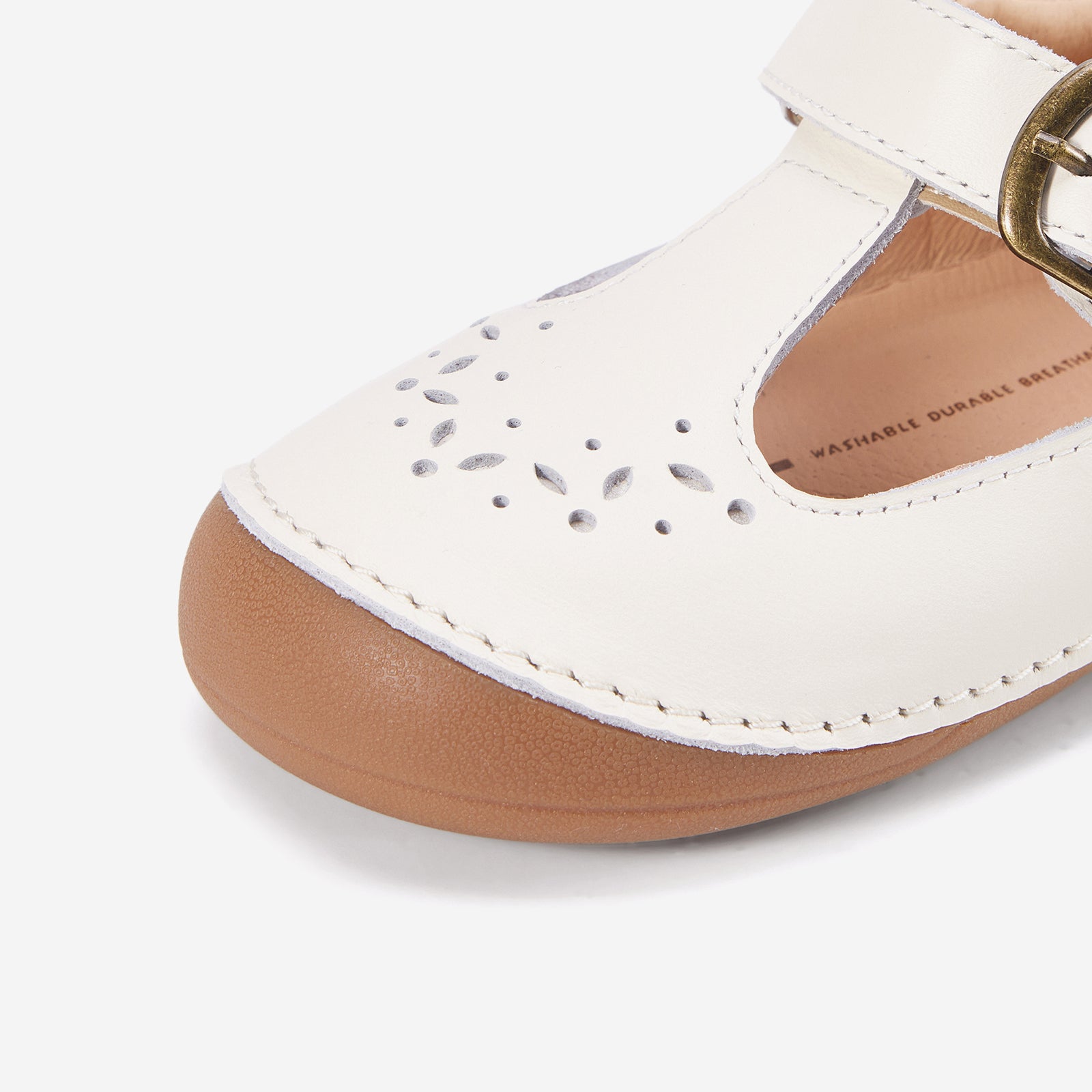 Casey Ivory - Toe Detail