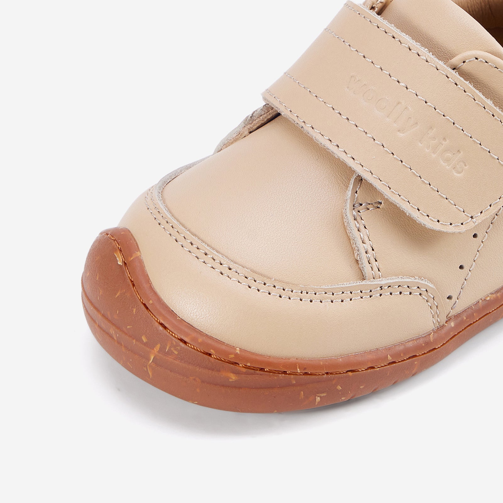 Celyn Milktea - Toe Detail