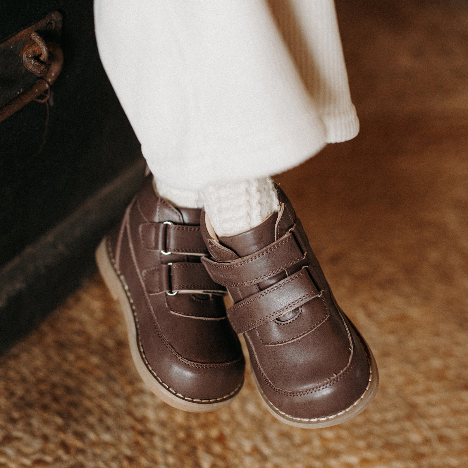 Cyril - Coffee Brown