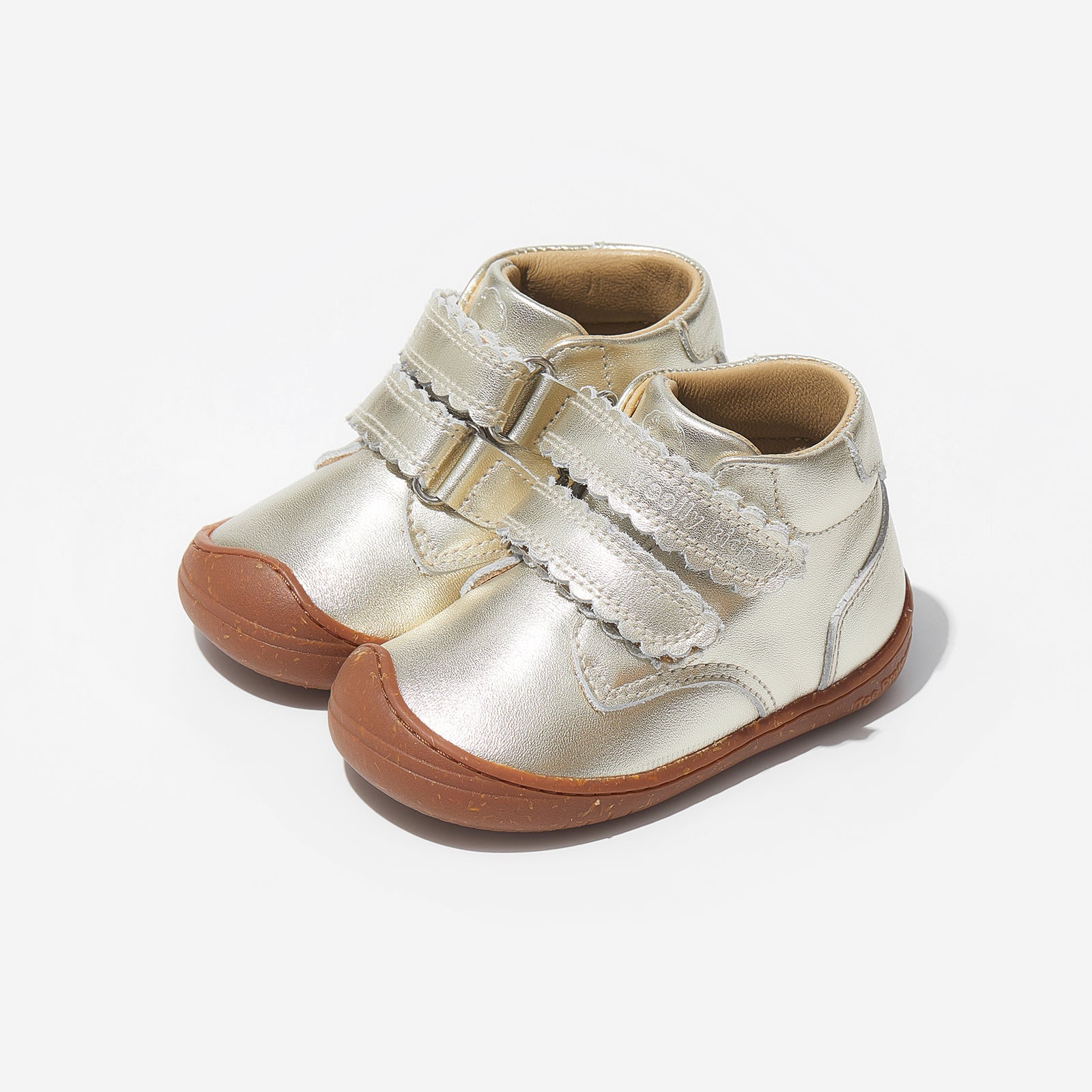 Demi - Wheatland gold