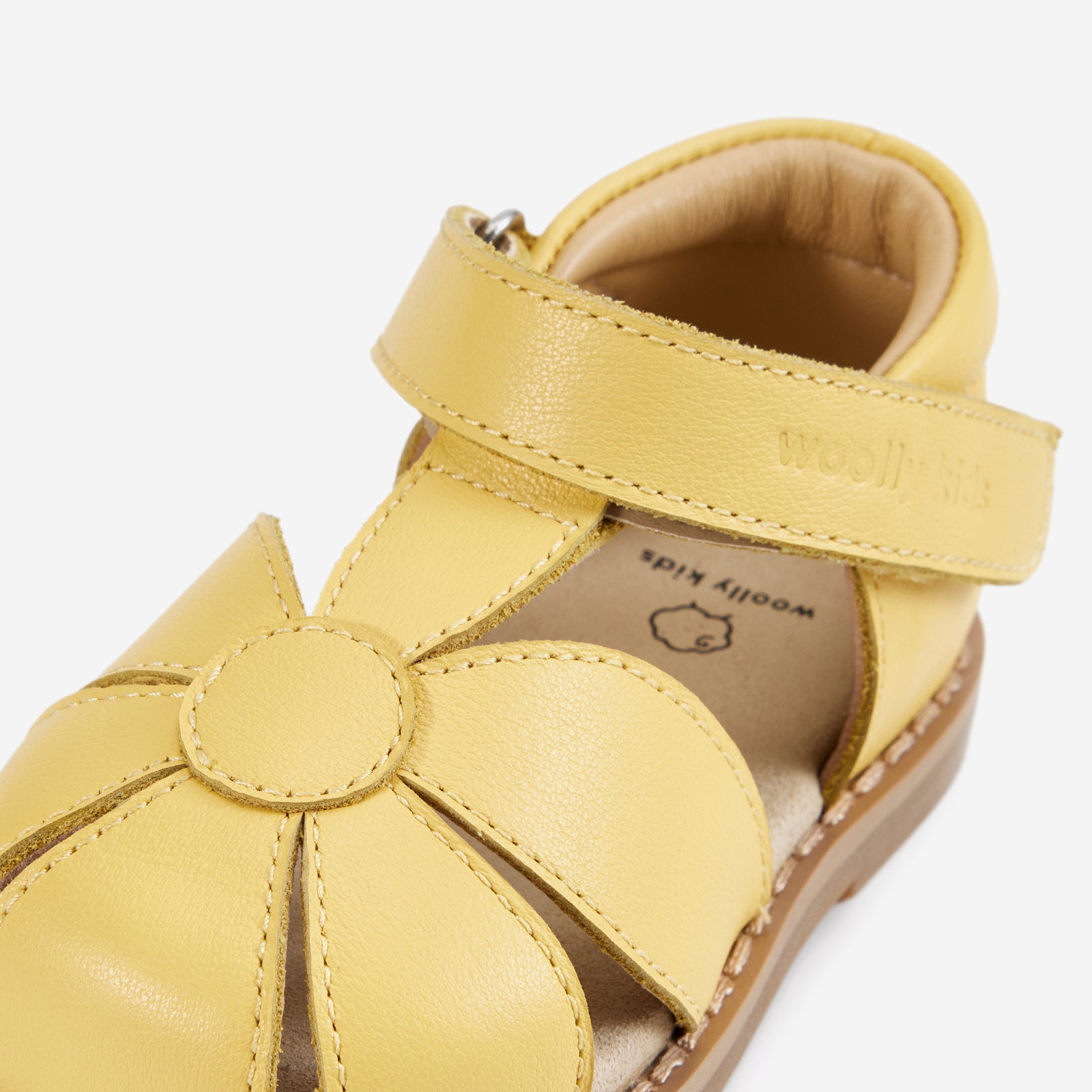 Hana - Chick Yellow