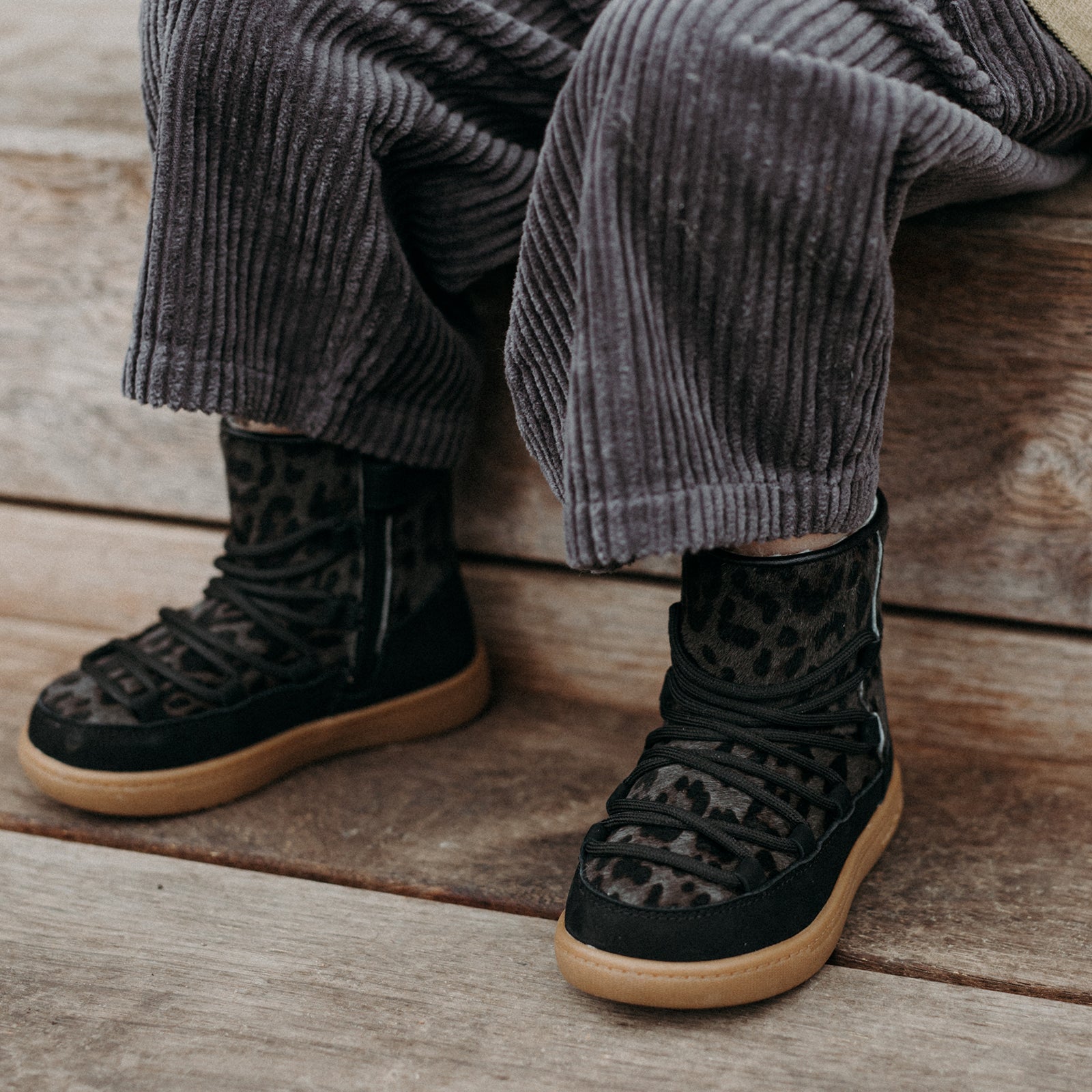 Linus - Obsidian Black