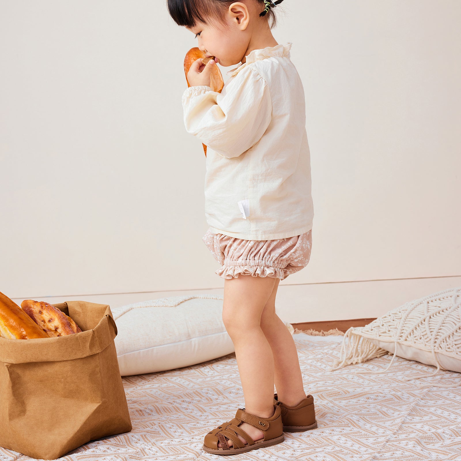 Mini Jessie - Chestnut Brown