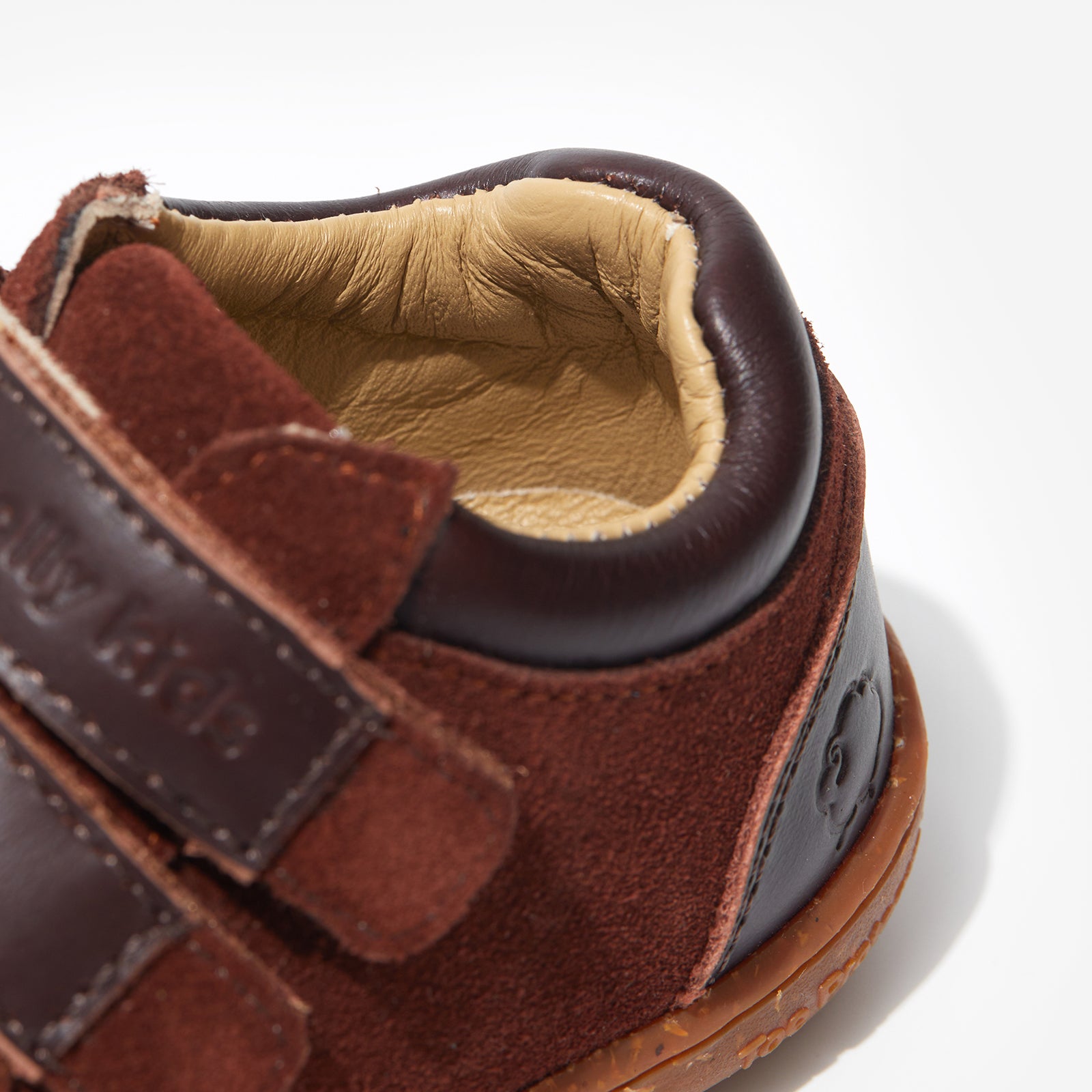 Rusty - Reddish Brown