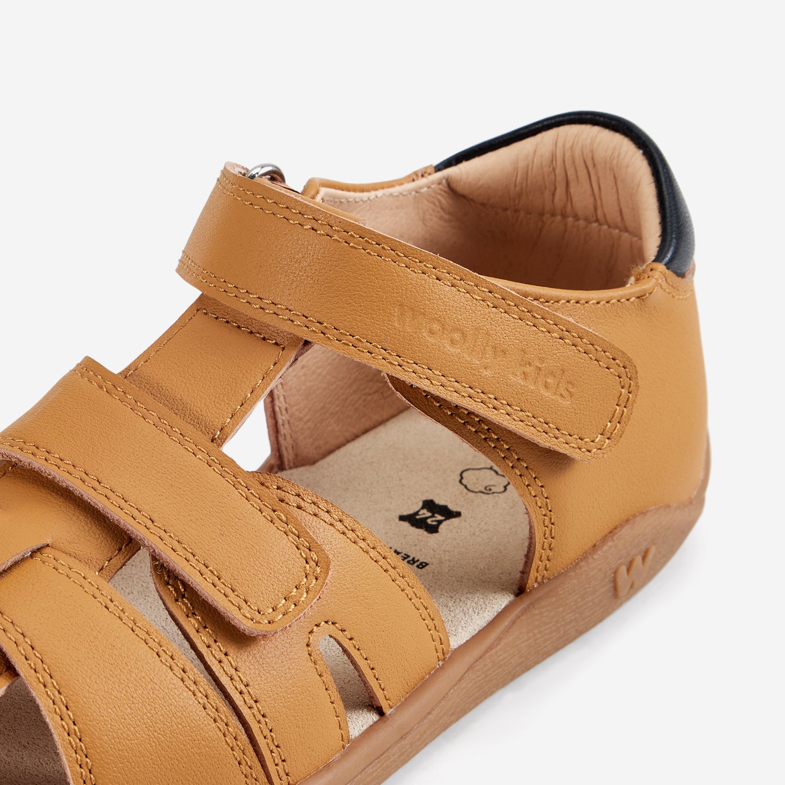 Tavi - Latte Brown