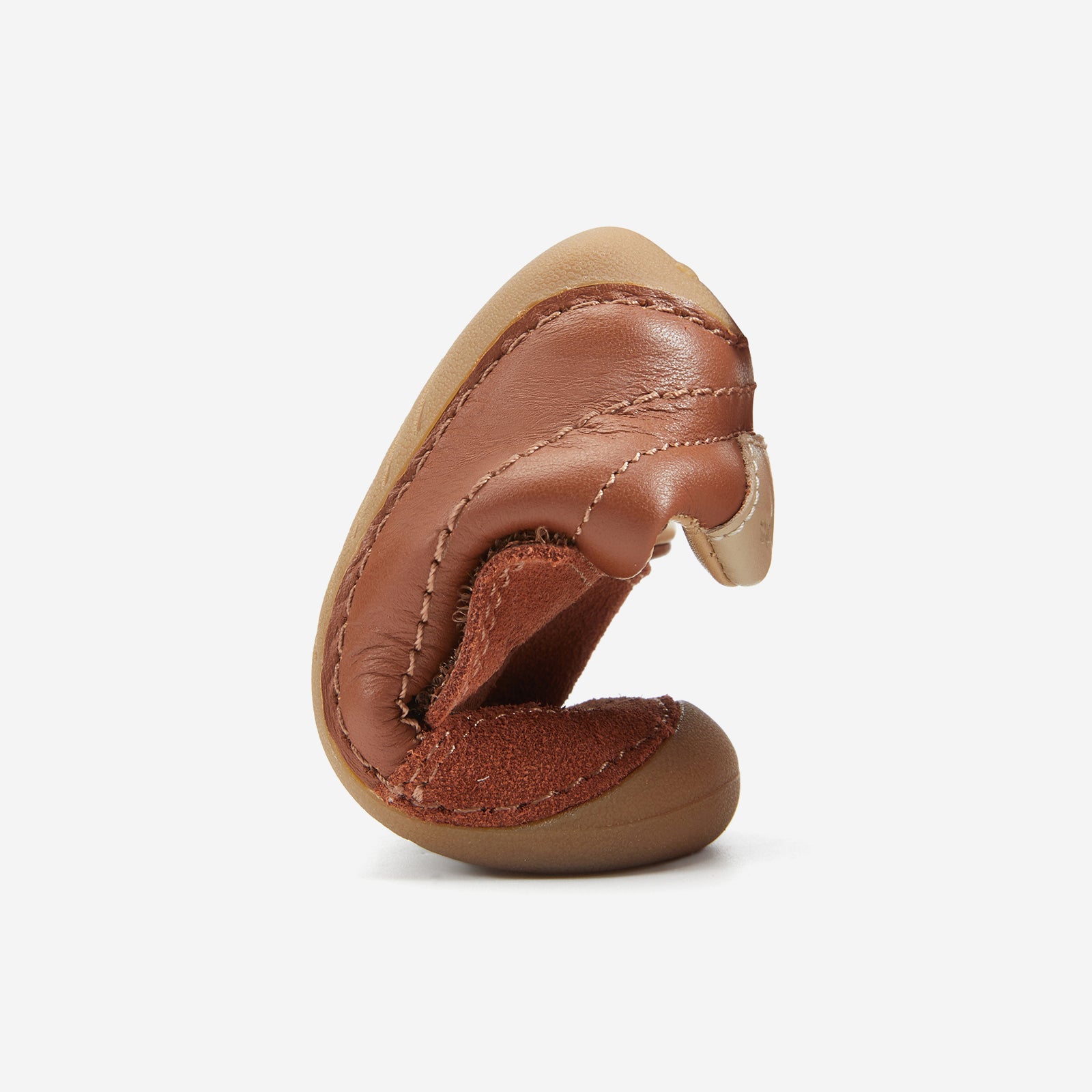 Voye - Reddish Brown